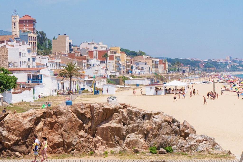 Helena Seaview & Beach-Apartment Montgat Extérieur photo
