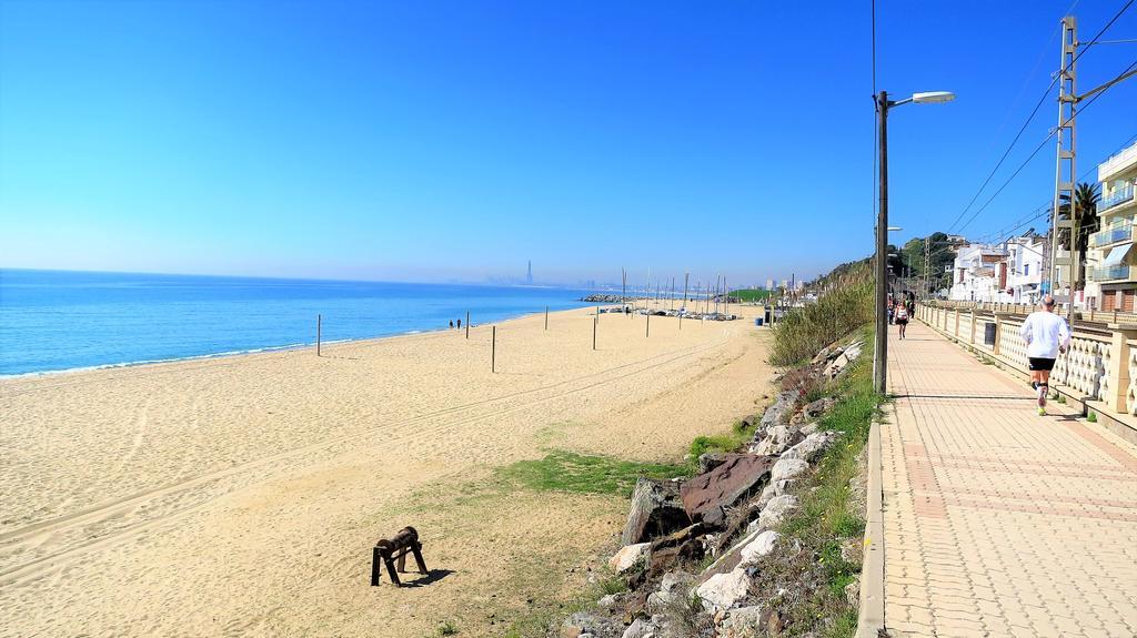 Helena Seaview & Beach-Apartment Montgat Extérieur photo